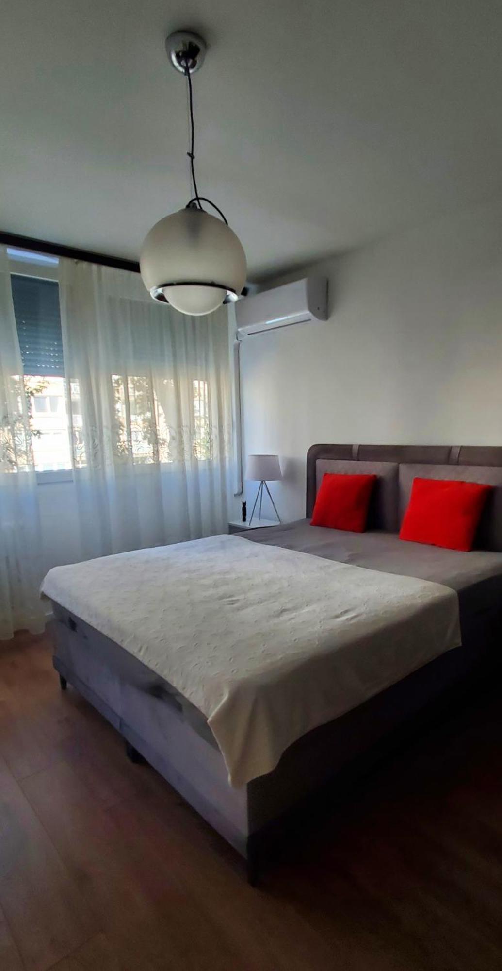 Apartment Tango 4 Lux